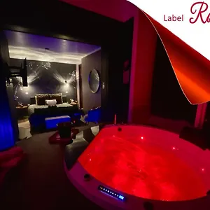 https://suite-kassiopee-romantisme-balneo-sauna.inbrittany.com